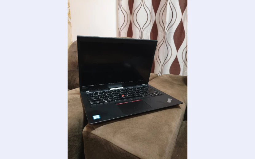 lenovo-thinkpad-t490s